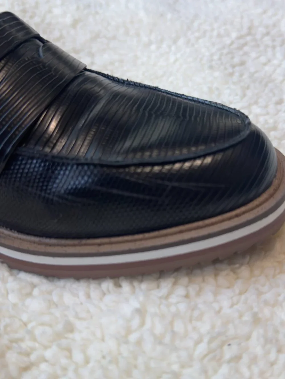 Kelly & Katie Black Lizard Embossed Penny Loafer Lug Sole Preppy Sz 8.5 - Picture 7 of 7